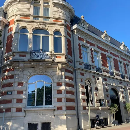 Chateau Lapin 4