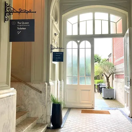 Nocleg ze śniadaniem Chateau Lapin 4 *
